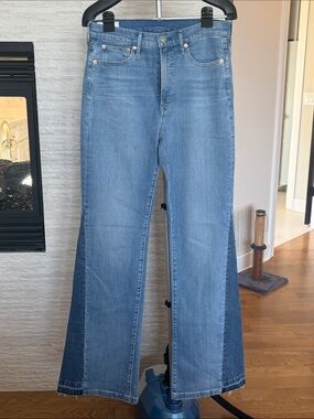 GAP Blue Two-Tone Wide Leg Women's Jeans never worn